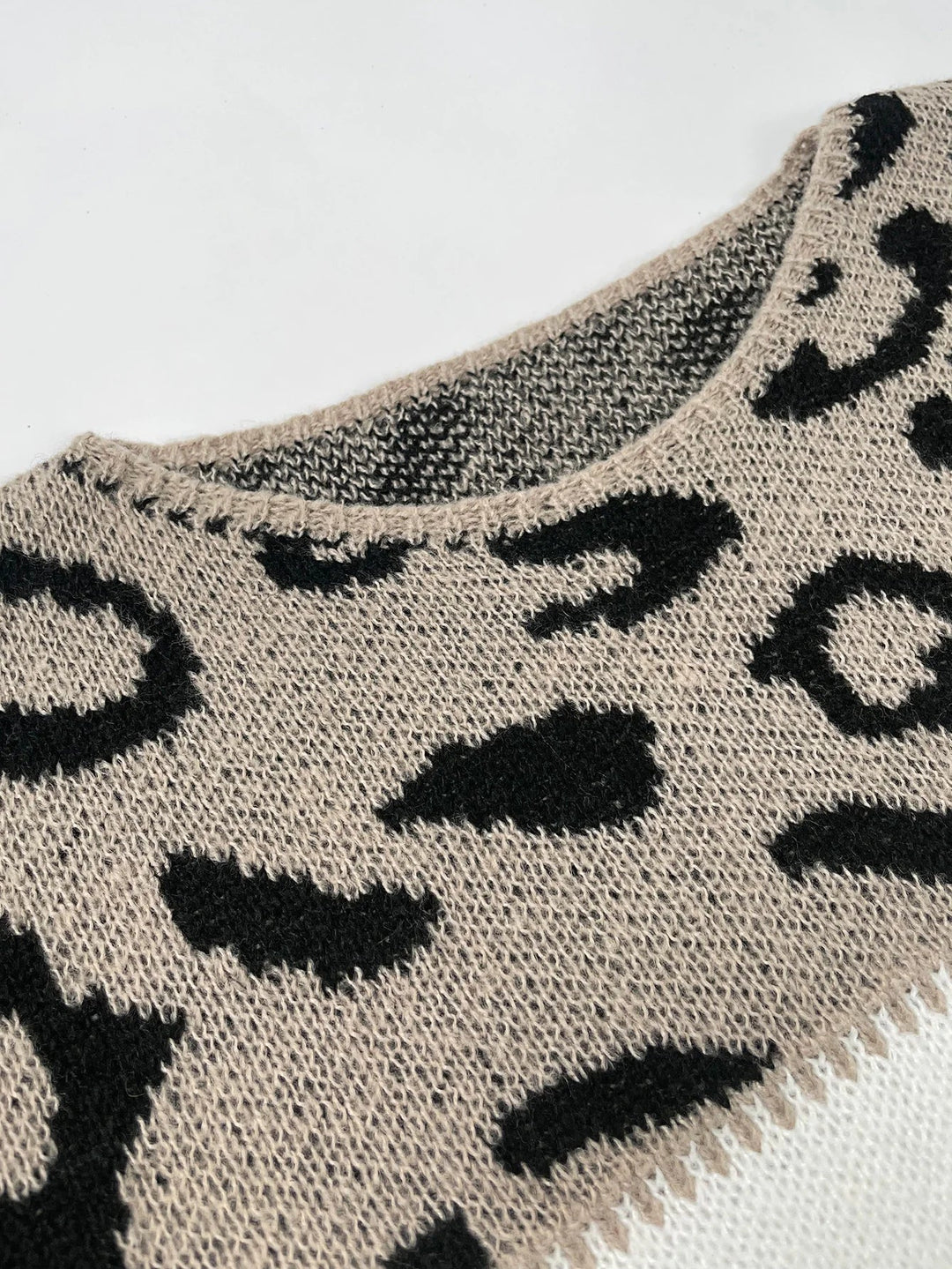 Lena | Leopard Print Sweater 1+1 Free
